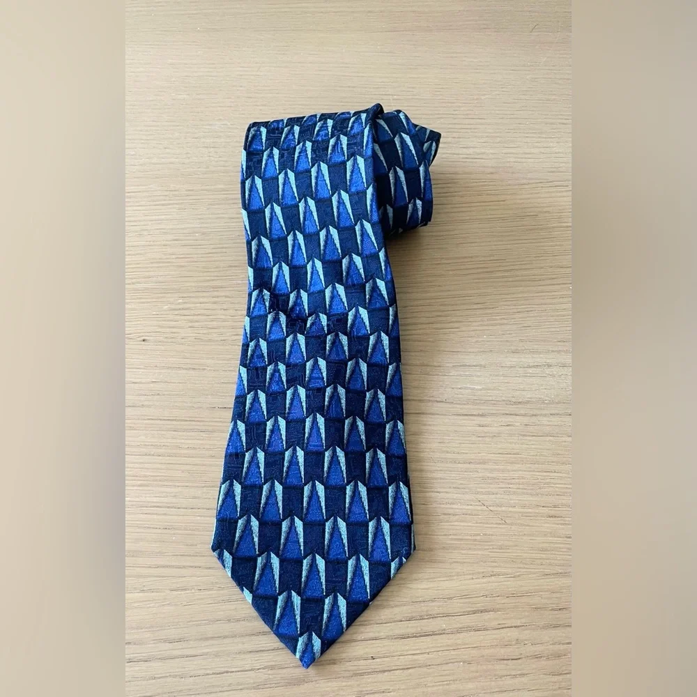 ERMENEGILDO ZEGNA SILK TIE